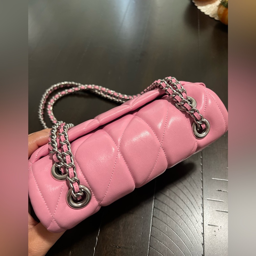 Coach Tabby 20 (vivid pink ) - Picture 10 of 12
